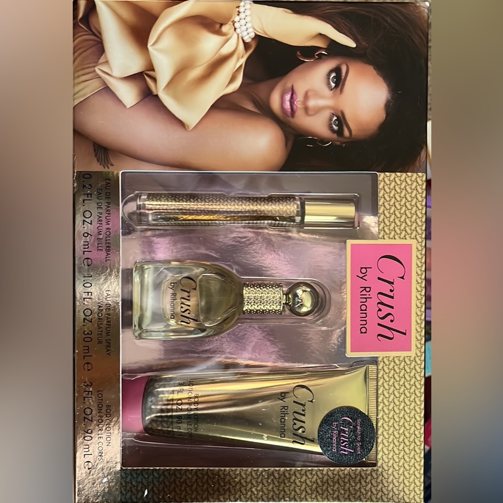Crush by Rihanna perfume never been open brand new